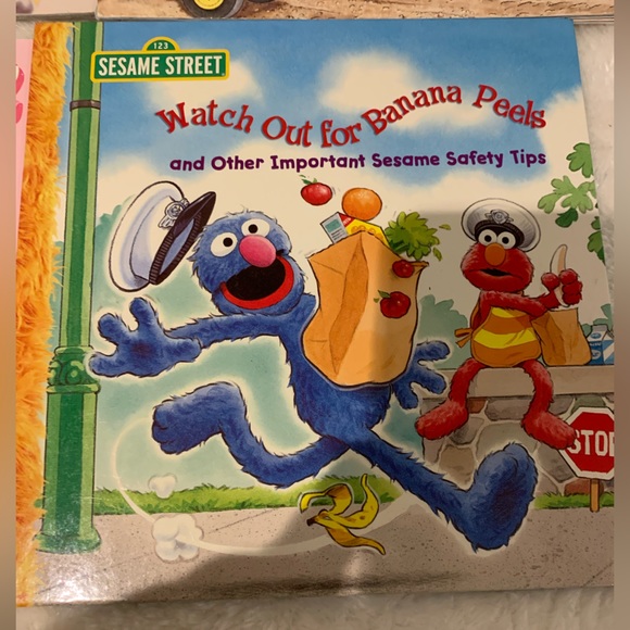 7 toddler books - Picture 8 of 8